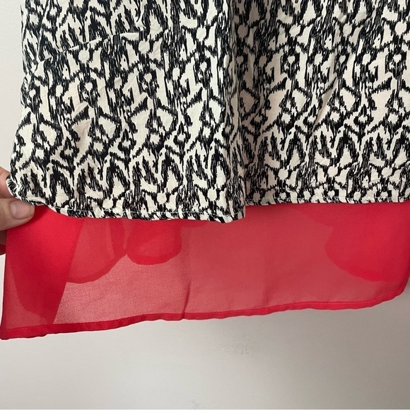 THML Black, White & Red Embroidered Spaghetti Strap Blouse – Size Medium - Picture 4 of 8